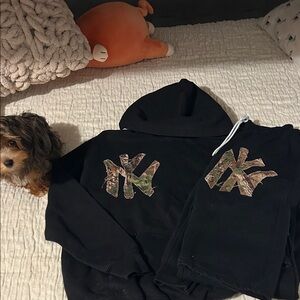 Black Camo NY Sweat Set